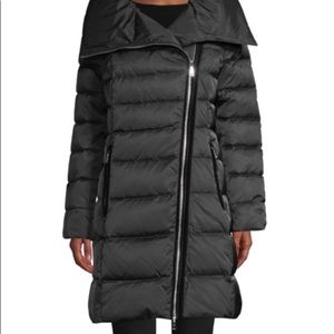 NWT  Tahari Hooded Pillow Collar Down Coat - Black